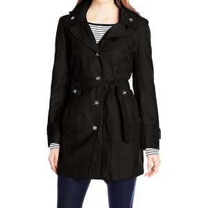 Trench Coat w/ removable hood☔️